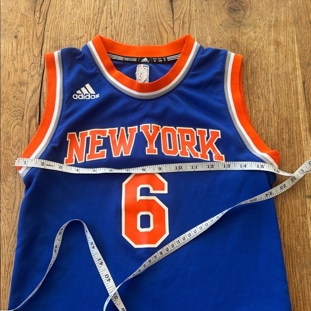 Adidas Blue New York Kids Basketball Jersey Porzingis number 6  size small - Picture 3 of 5